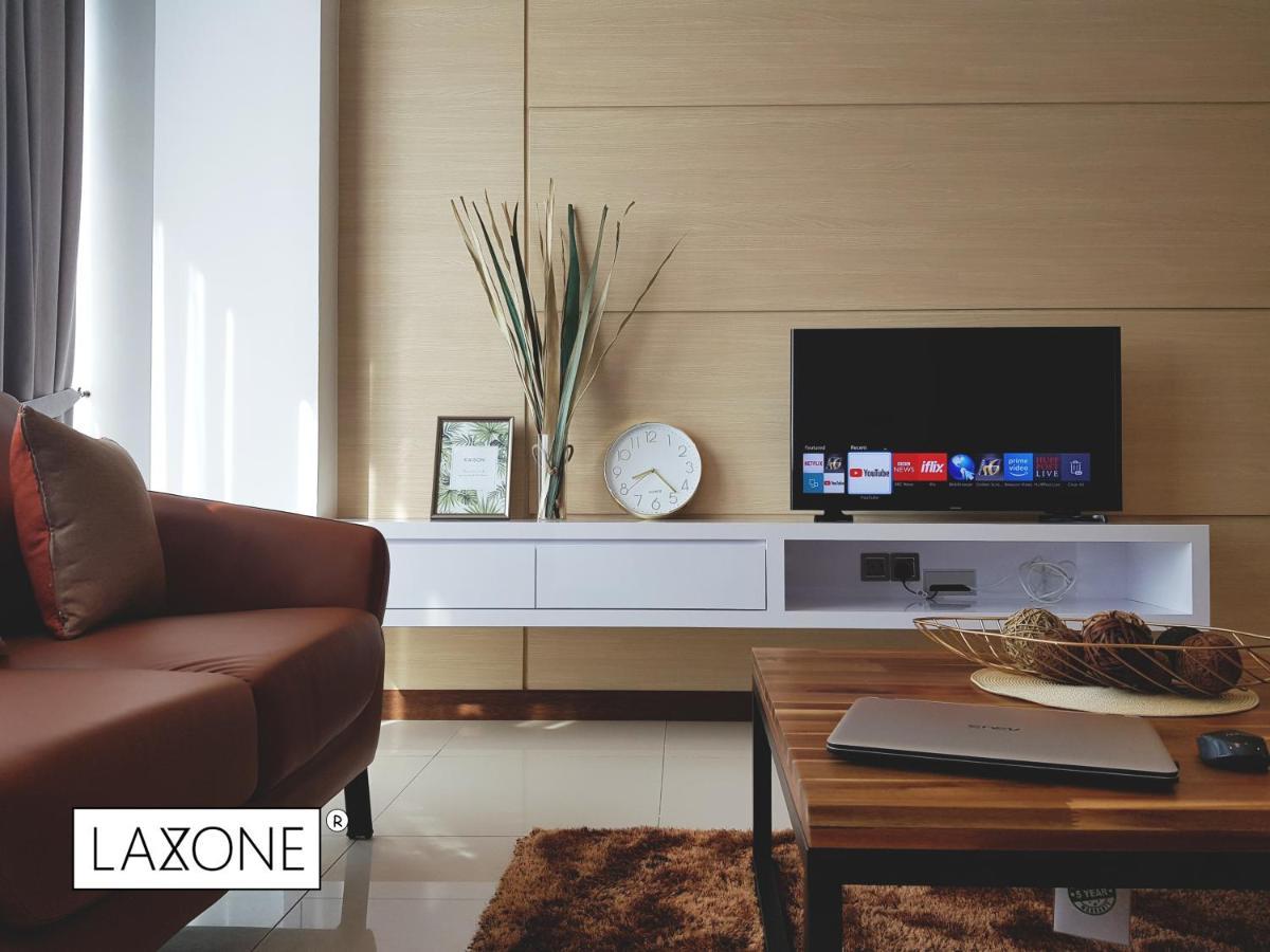 Kampong Sembulan Sutera Avenue Kota Kinabalu - Laxzone Suite מראה חיצוני תמונה