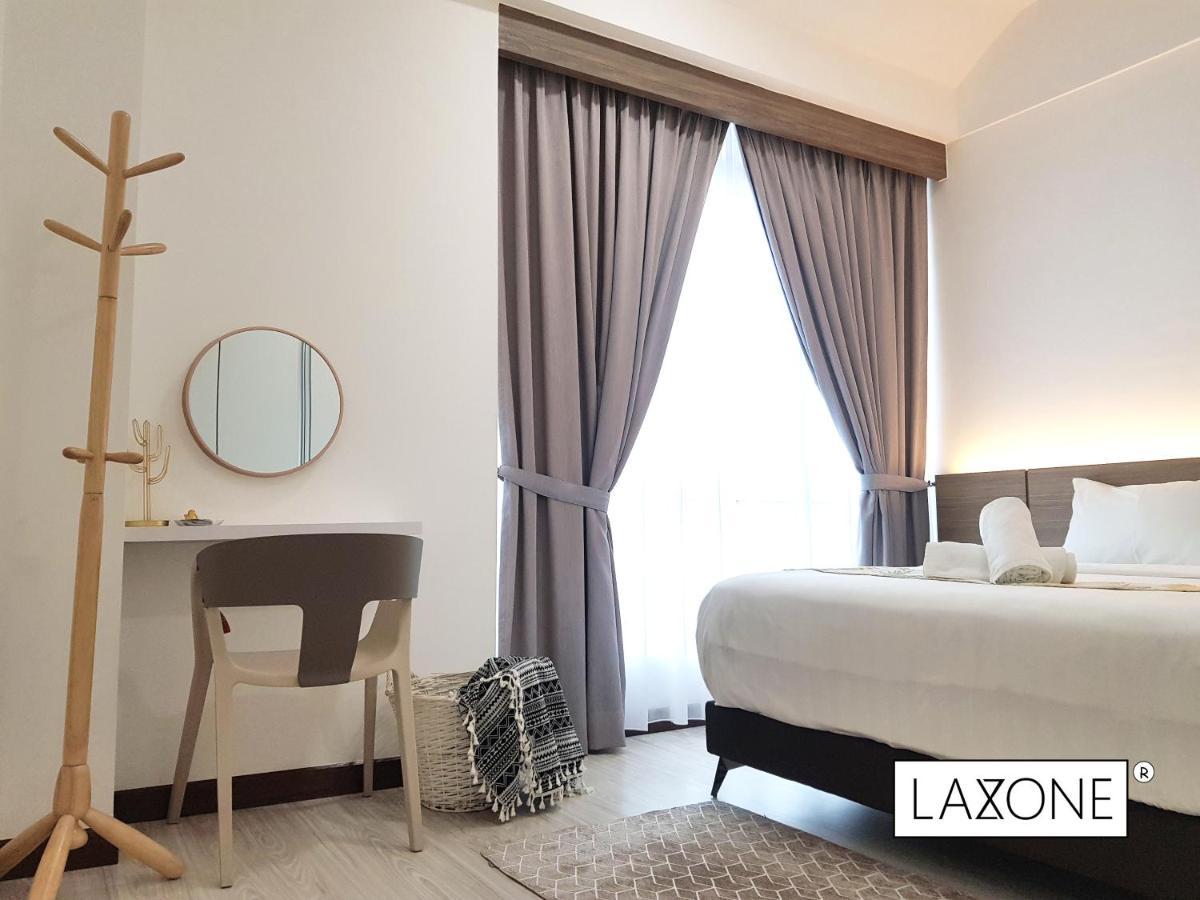 Kampong Sembulan Sutera Avenue Kota Kinabalu - Laxzone Suite מראה חיצוני תמונה