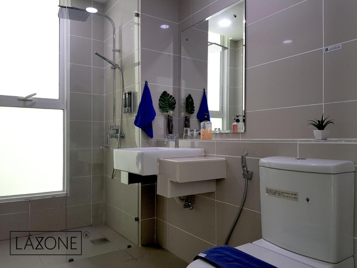 Kampong Sembulan Sutera Avenue Kota Kinabalu - Laxzone Suite מראה חיצוני תמונה